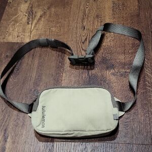 lululemon athletica Beige Belt Bag
